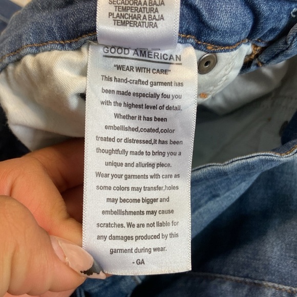 Good American Good Legs Stud Hem Skinny Jeans - Picture 12 of 13